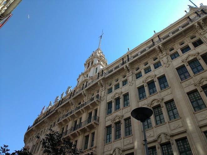 Jj inns nanjing east road pedestrian street