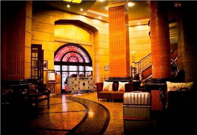 Manhattan business hotel