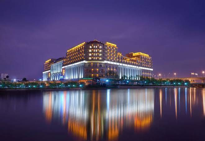 Kaiyuan manju select hotel