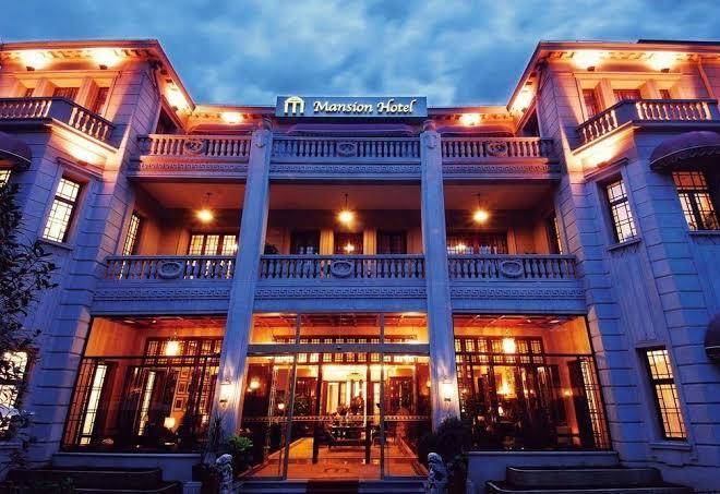 Mansion hotel