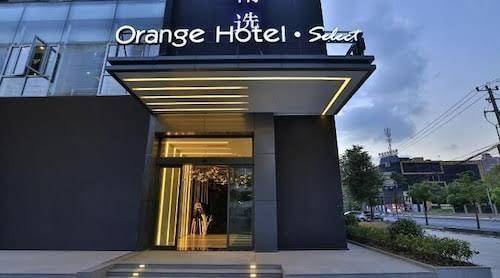 Orange hotel select
