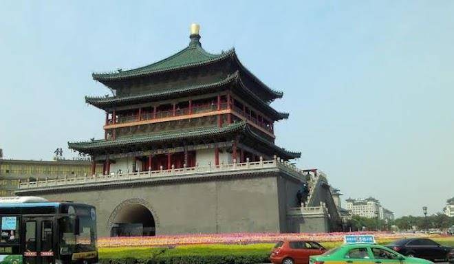 Jialong bell tower hotel