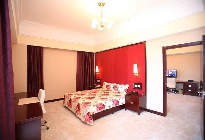 Xi he feng run hotel