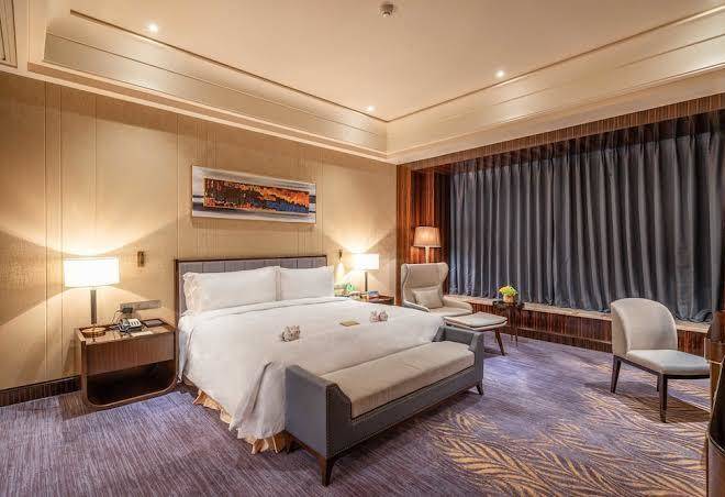 Chateau star river shaanxi hotel