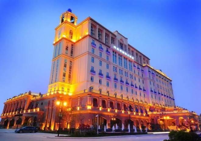 Xianyang ocean spring grand metro park hotel