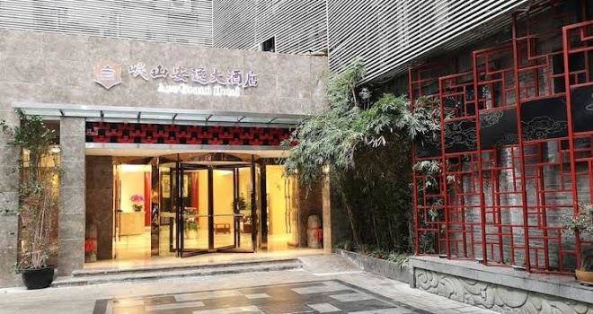 Ane grand hotel