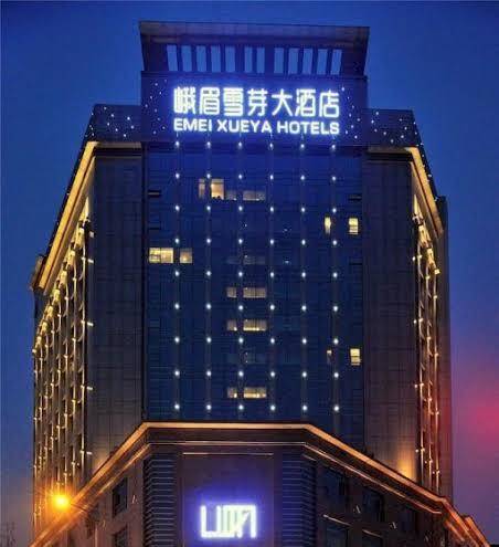 Emeishan tourism co ltd emeishan grand hotel branch