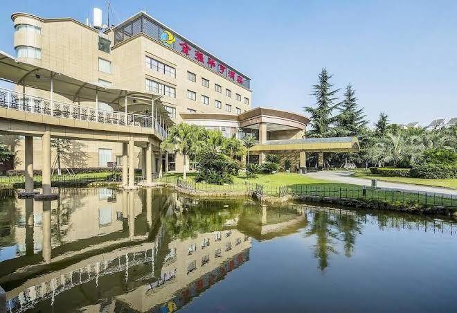 Jinqiang huaheng hotel