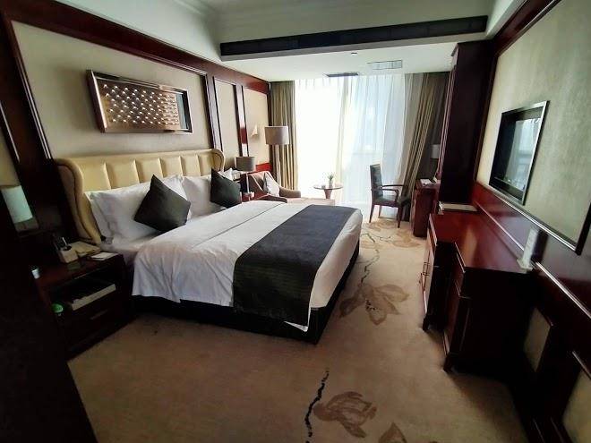 Zhongheng sandalwood hotel