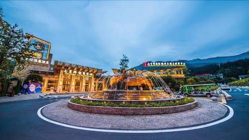 Qiliping hot spring hotel