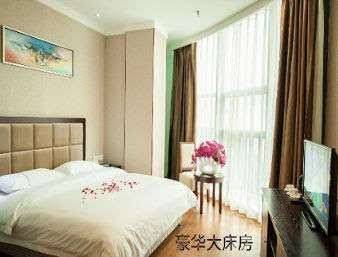 Super 8 Hotel Wuyi Square Branch Image