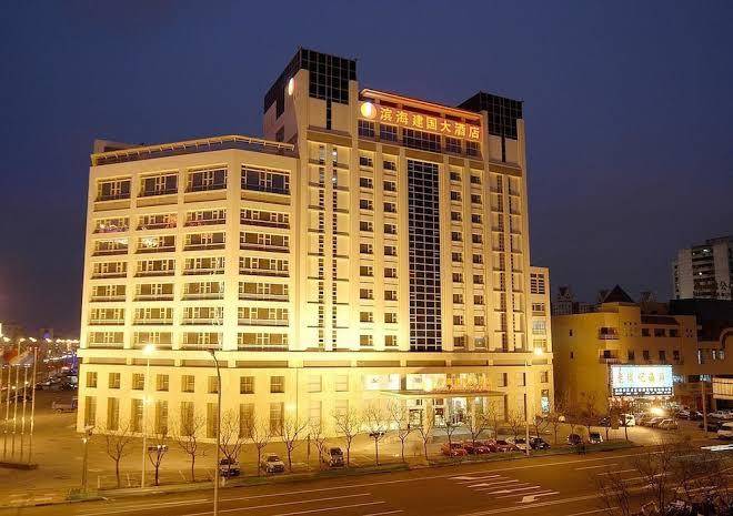 Tianjin binhai jianguo hotel