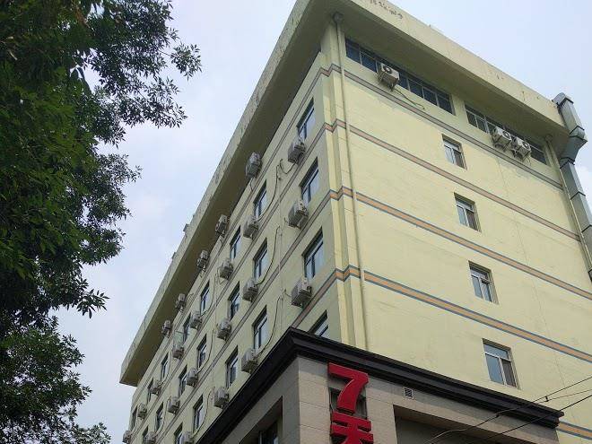 7 days inn