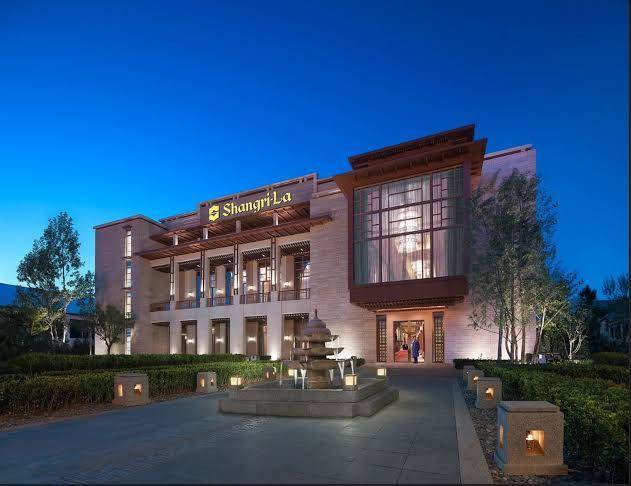 Shangri La Hotel Lhasa Image