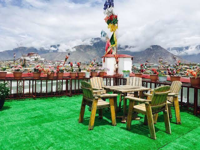 Tashi Choeta Hotel Image