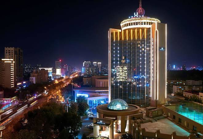 Universal hotel urumqi