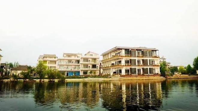 Magpies Habitat Erhai Resort Hotel Image