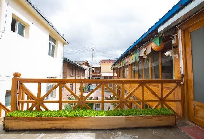 Shangri La Namcha Bhawa Inn Image