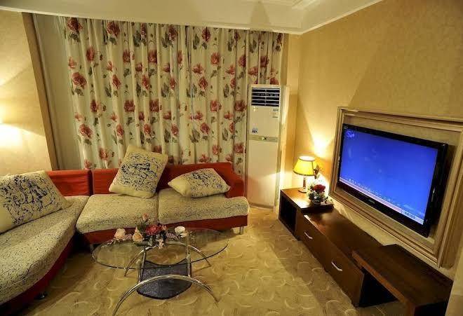 Dynasty hotel