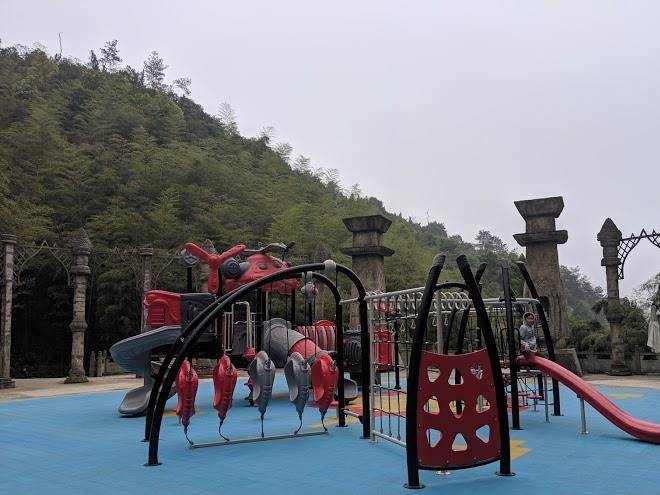 Hentique Resort Anji Image