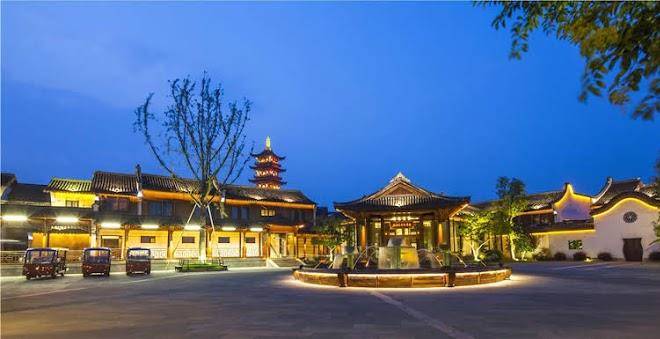 Dockside boutique hotel