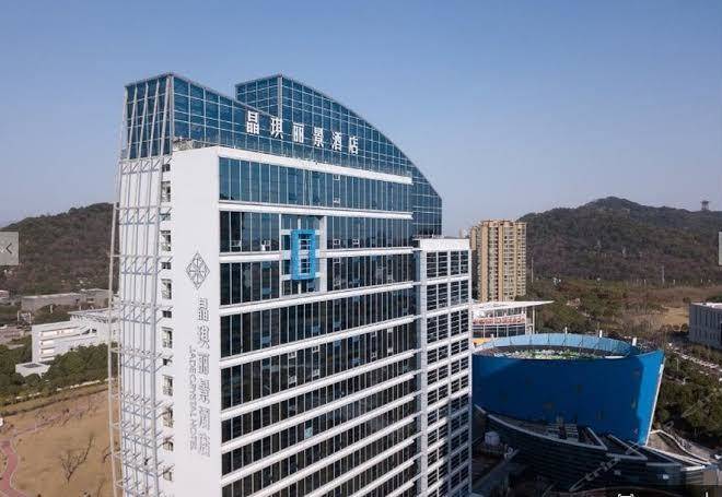 Jade crystal hotel