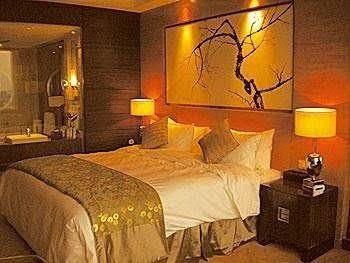New joyful hotel leqing