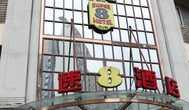 Super 8 hotel