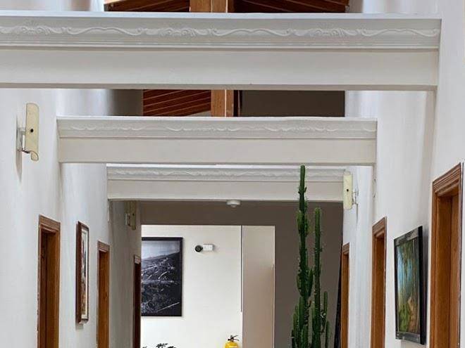 Hotel Y Restaurante Porton Del Norte Image