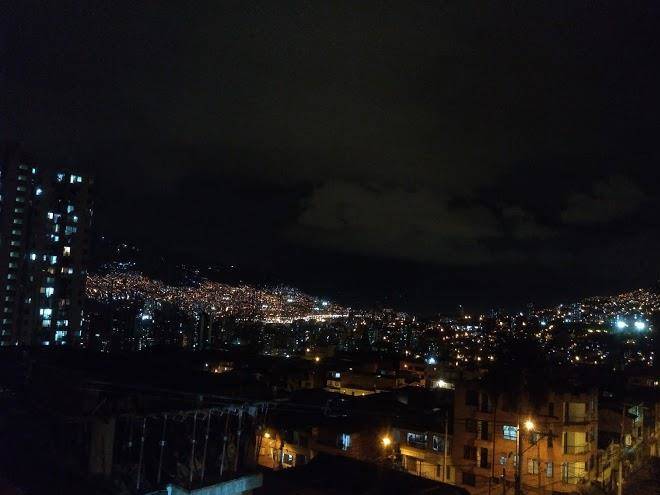 Habitacion Cerca Al Centro Desayuno Gratis Image