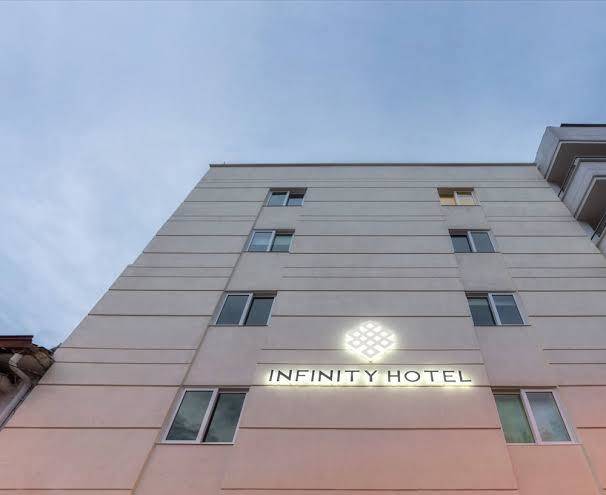 Hotel infinity