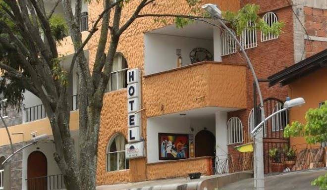 Hotel plaza 70
