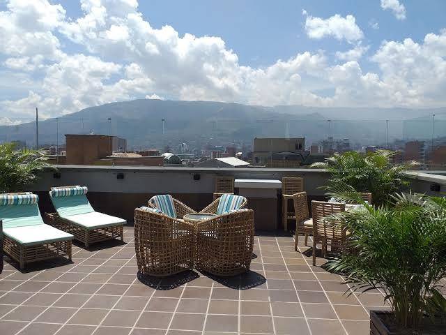 Seven Inn Hotel Image