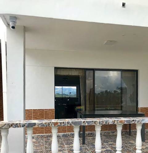 Paradise Lake Hotel Image