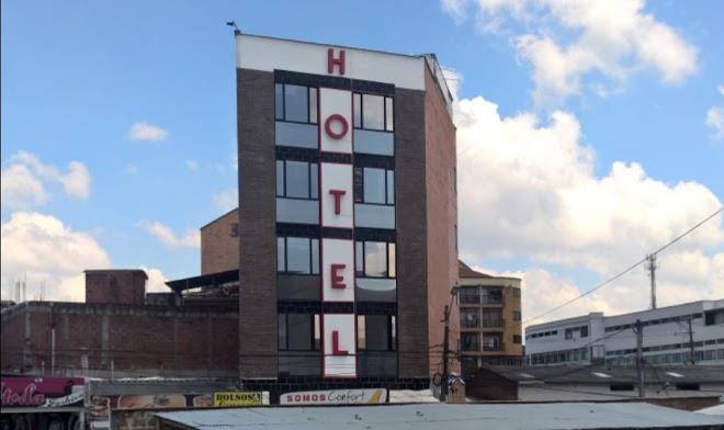 Hotel america 52