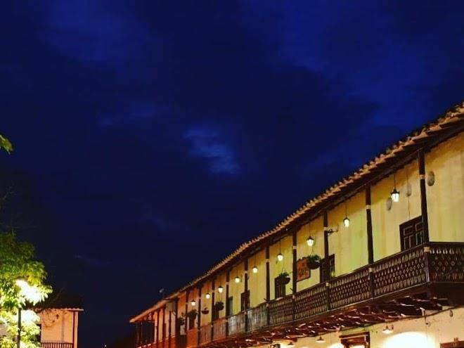 Hotel caseron plaza