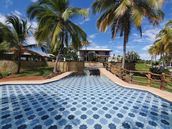 Finca hotel california
