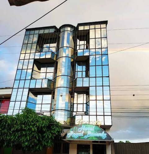 Hotel royal bacarly