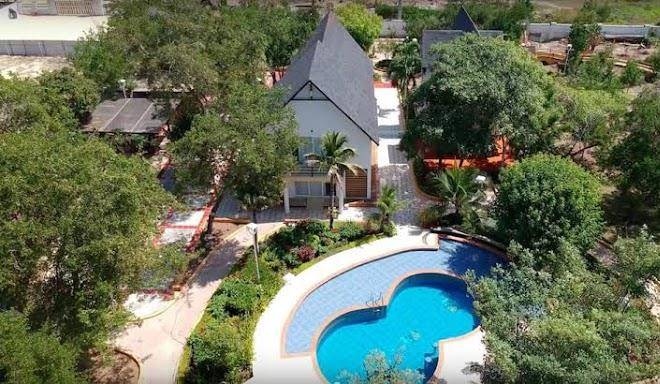 Cartagena beach bungalows