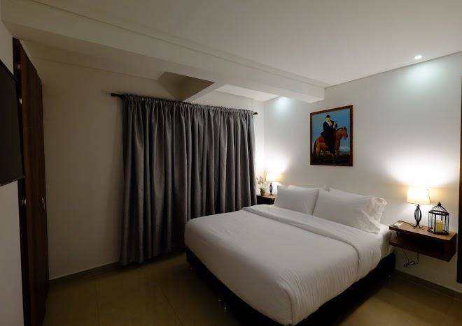 Hotel amoek