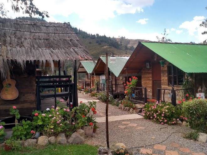 Hospedaje lascabanas