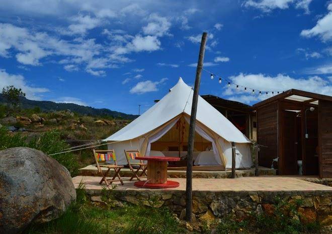 Bosque de piedra glamping