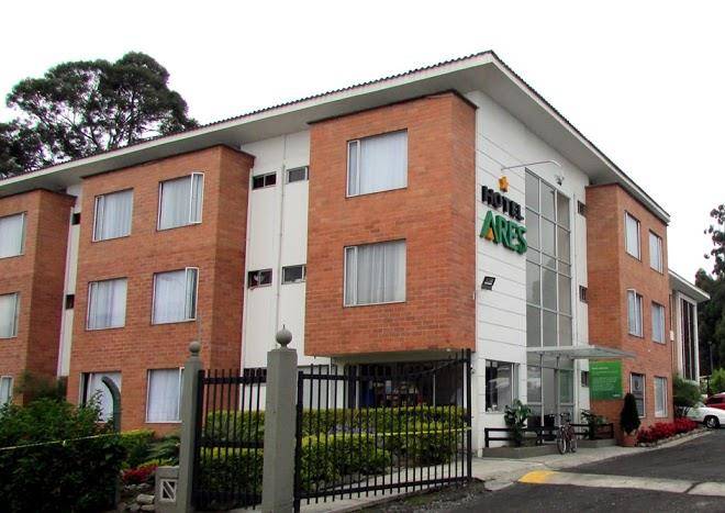 Hotel ares