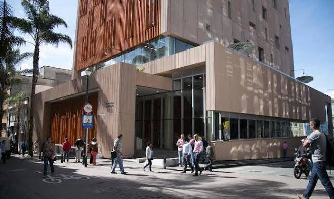 Portico concept hotel