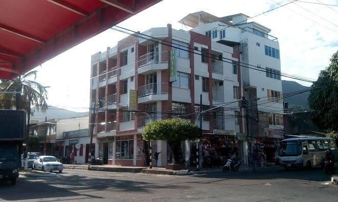 Hotel lirio blanco