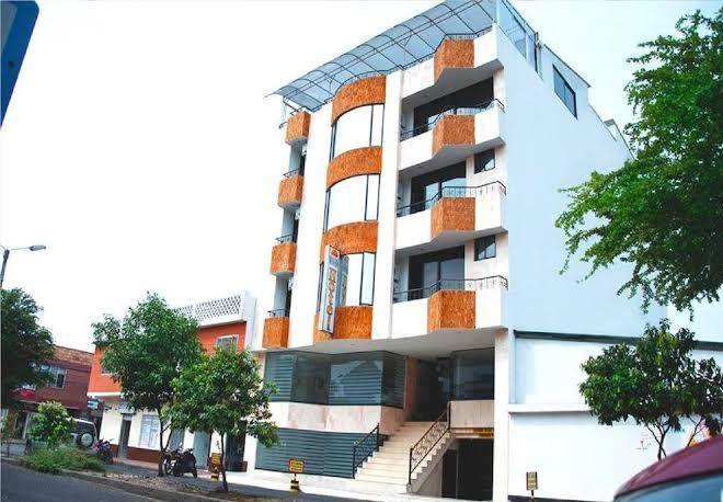 Hotel maneba