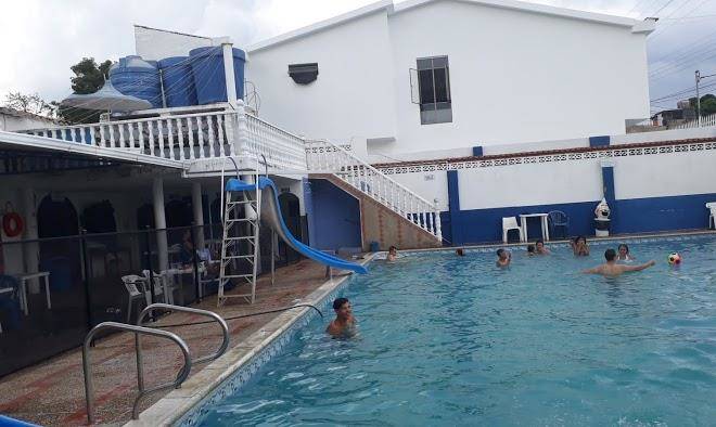 Hospedaje rauzan