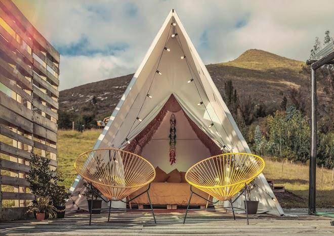 Bajo el cielo glamping