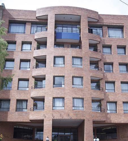 Hotel los héroes
