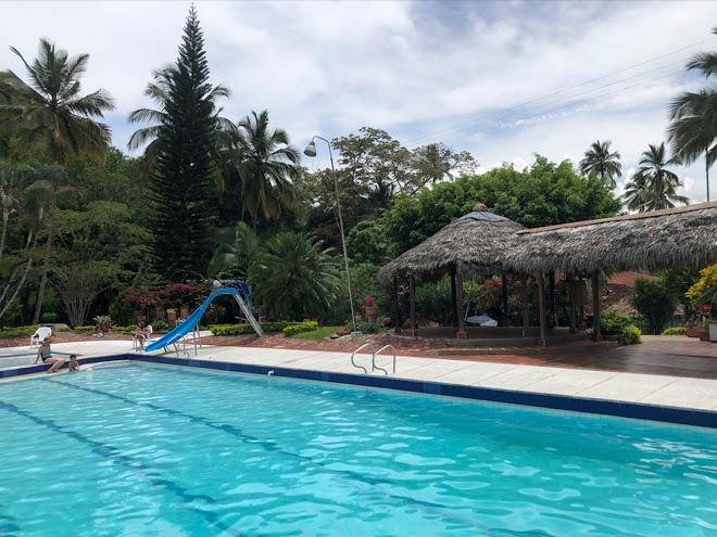 Hotel hacienda el diamante